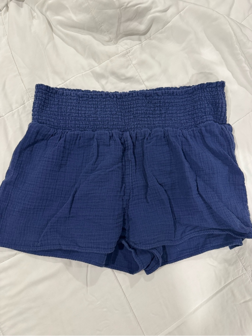 Vineyard Vines Smocked High-Waist Navy Blue Shorts